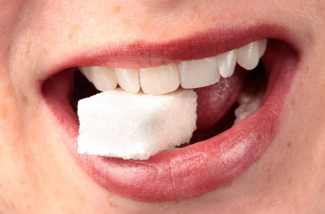 5 способов, которыми сахар влияет на здоровье зубов