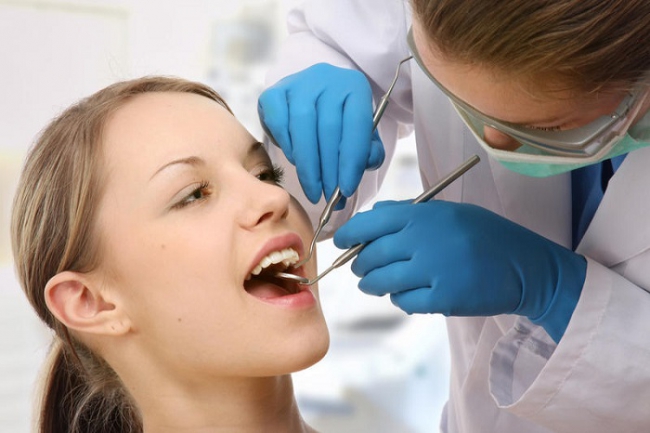 Стоматология во время беременности: сроки лечения зубов